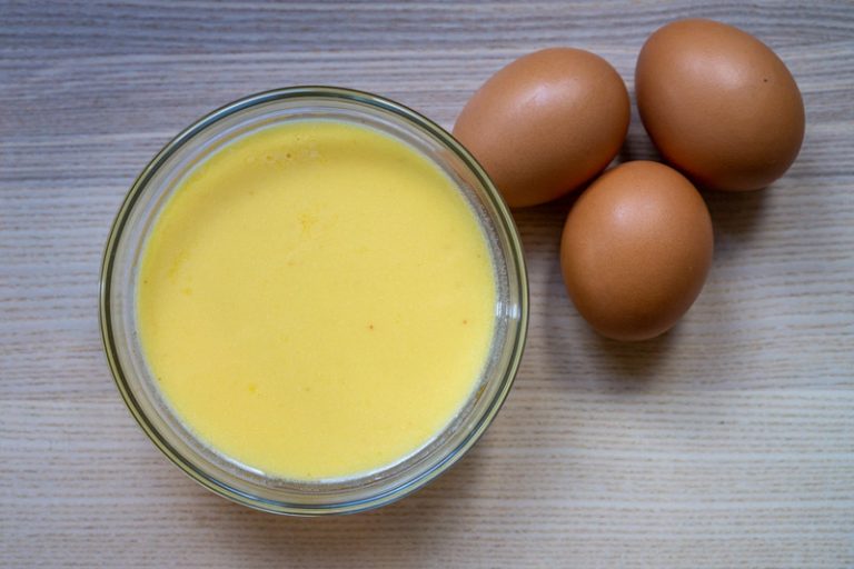 Hollandaise Sauce Without Lemon Recipe (No Blender!) No Frills Kitchen