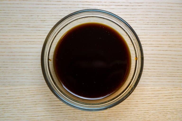 Easy Vegetarian Pad Thai Without Fish Sauce Recipe No Frills Kitchen