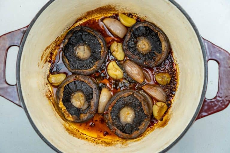 Hearty & Slow Cooked Portobello Mushrooms Recipe - No Frills Kitchen