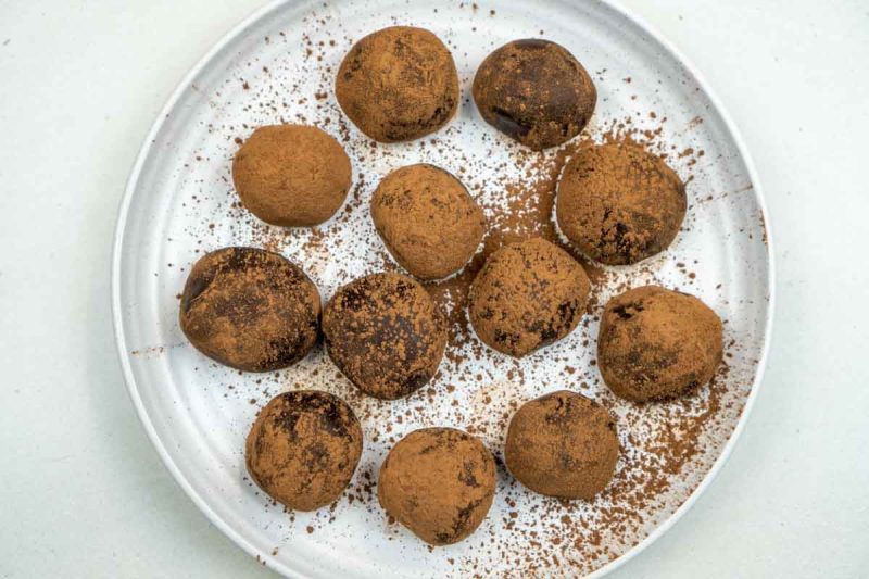 Chocolate Truffles Without Cream