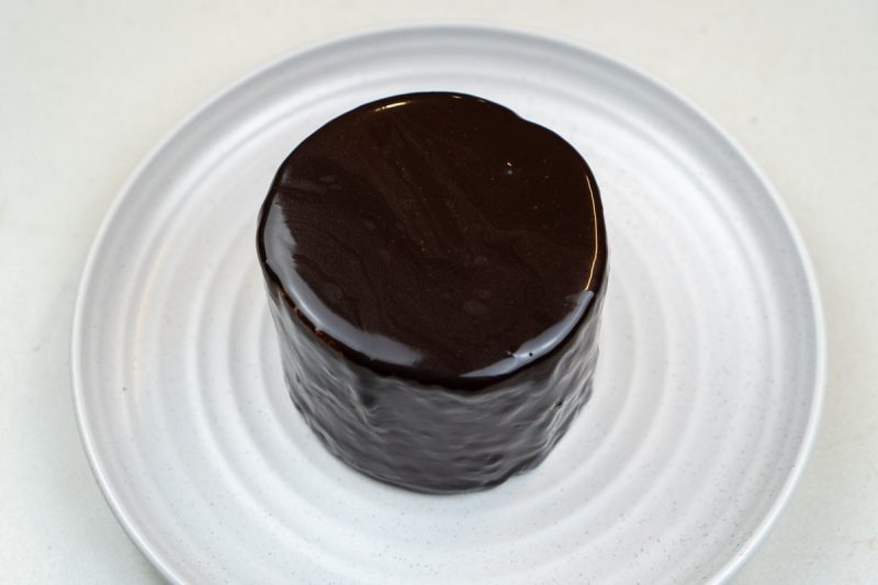 Mirror Glaze Without Condensed Milk