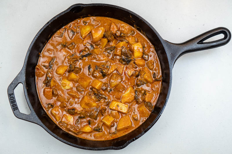 Stirring in the potatoes & mushrooms