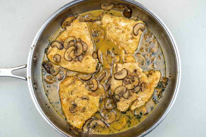 Chicken Marsala ready to serve