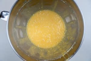 Incorporating the oil, eggs & vanilla