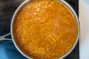 Simmering the dahl