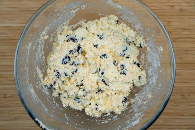 Folding in the sultanas