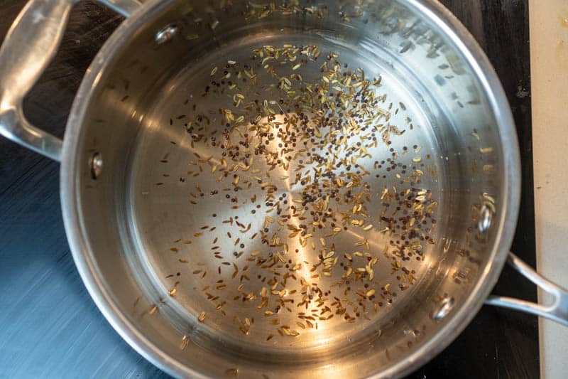 Cooking the mustard seeds