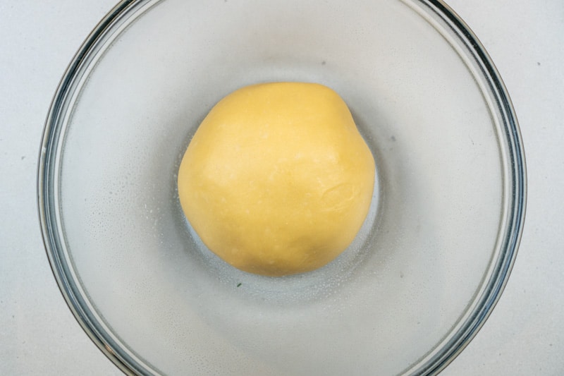 Kneaded dough
