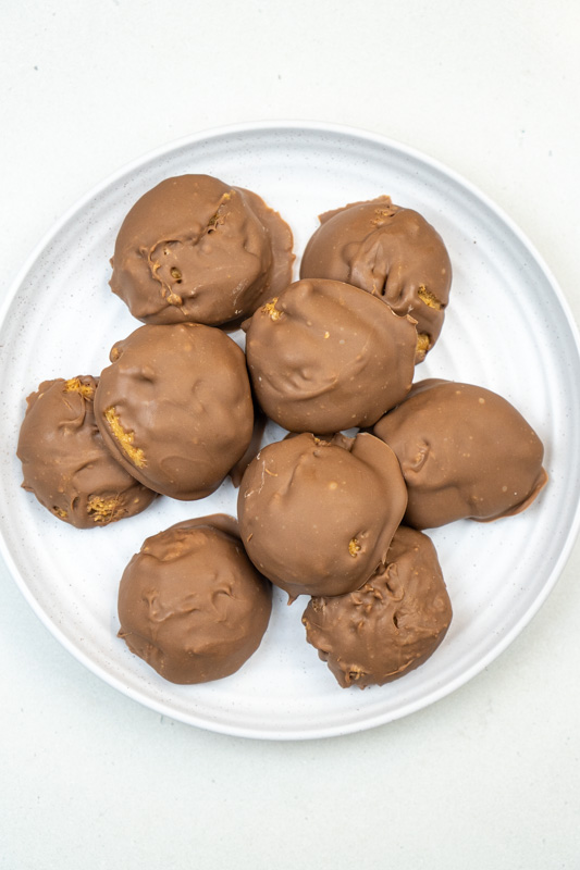 Peanut Butter Balls (No Powdered Sugar!)