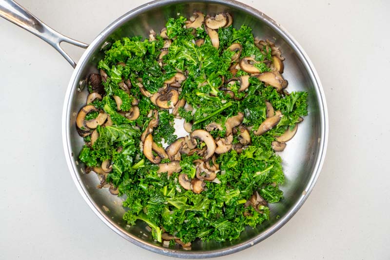 Sauteéd mushrooms, garlic & kale